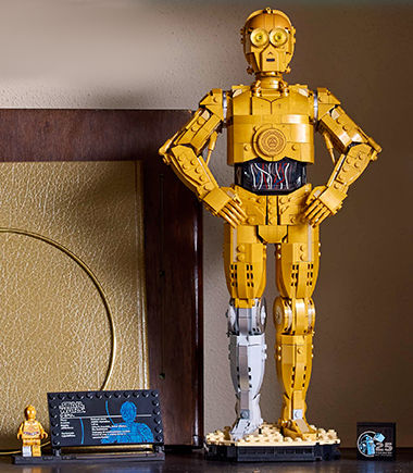 LEGO Star Wars 75398 Buildable C-3PO lifestyle image