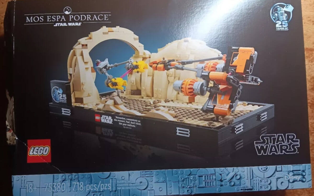 LEGO Star Wars 75380 Mos Espa Podrace Diorama leak