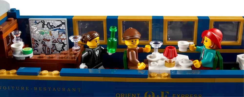 LEGO Ideas 21344 Orient Express interior restaurant