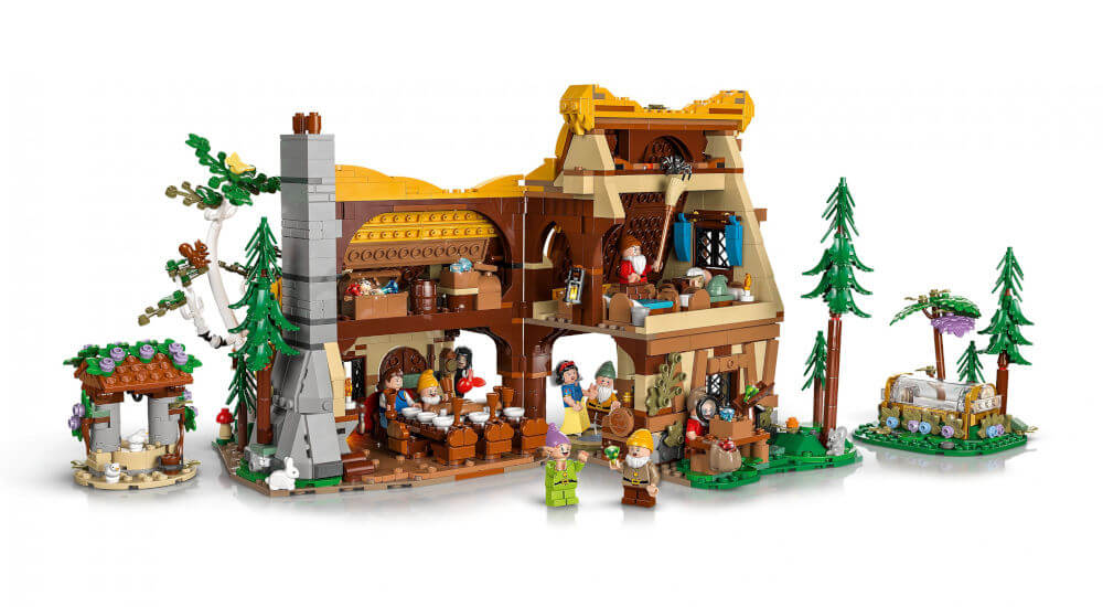 LEGO Disney 43242 Snow White's Cottage