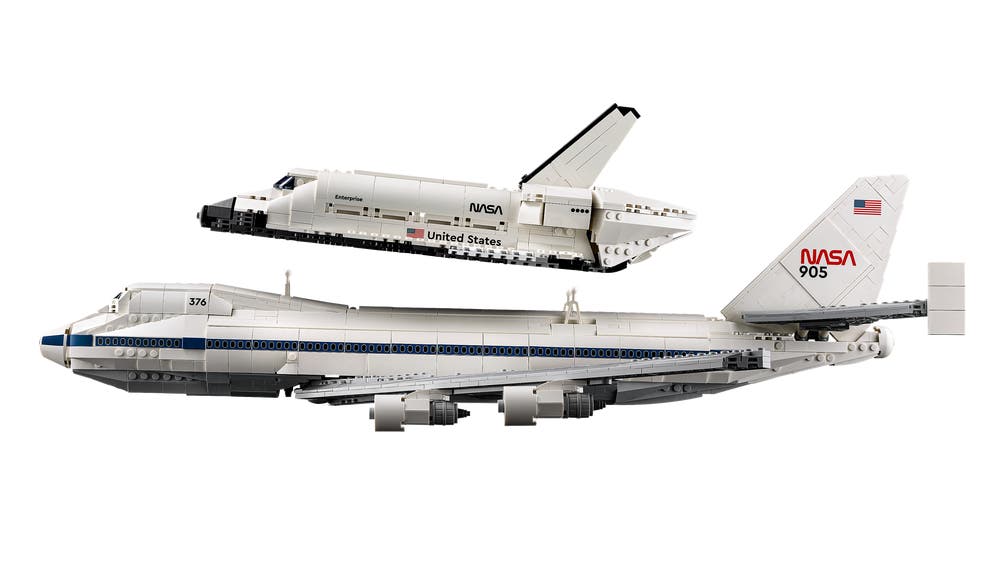 LEGO Icons 10360 Shuttle Carrier Aircraft side